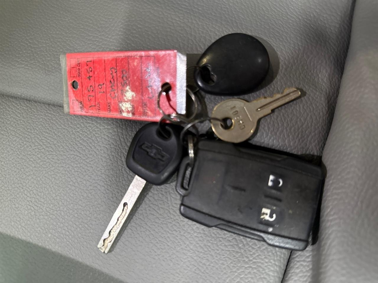 Chevrolet Silverado 2500HD Work Truck Crew Cab Short Box 4WD 2019