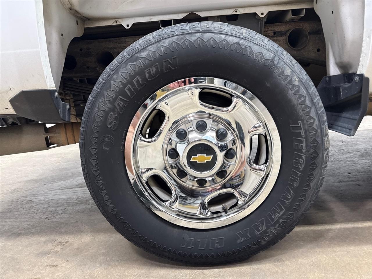 Chevrolet Silverado 2500HD Work Truck Crew Cab Short Box 4WD 2019