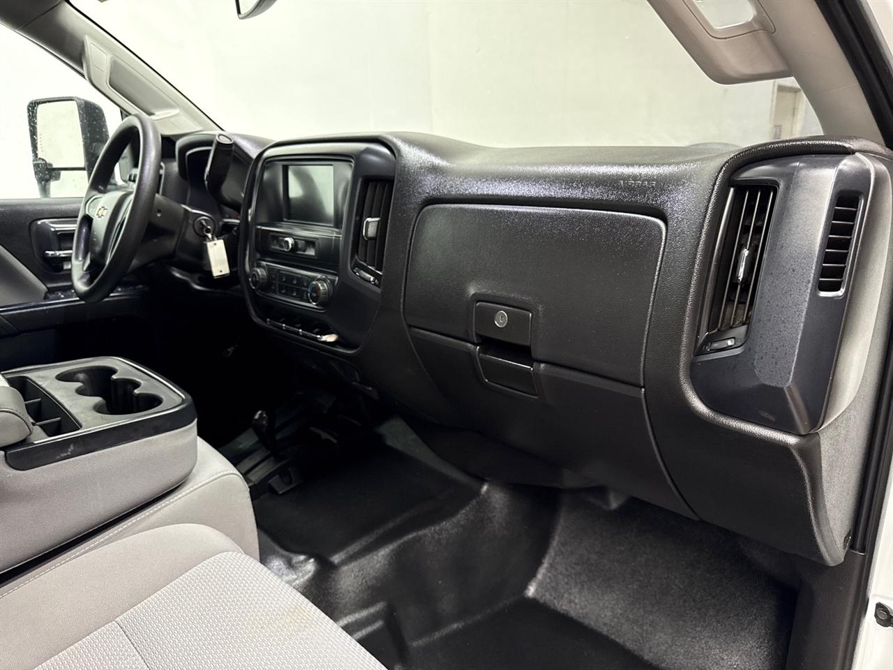 Chevrolet Silverado 2500HD Work Truck Crew Cab Long Box 4WD 2019