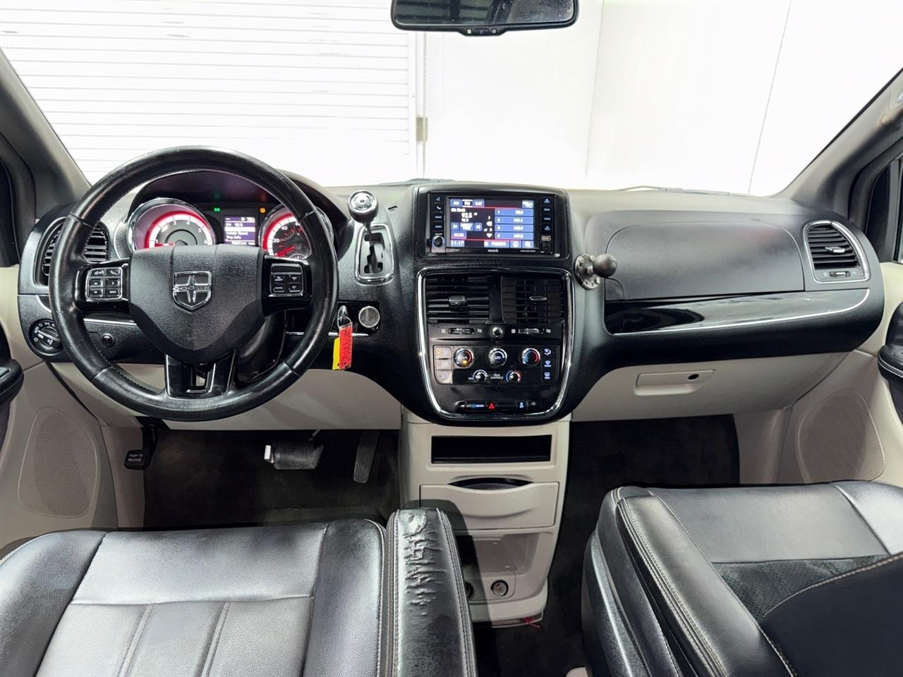 Dodge Grand Caravan SXT 2017