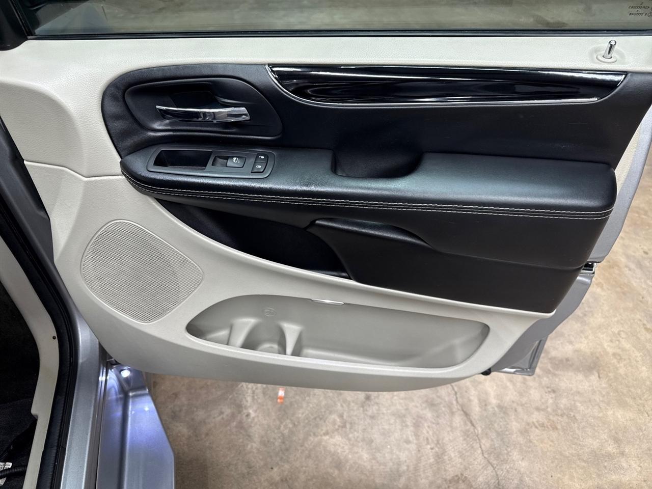 Dodge Grand Caravan SXT 2017