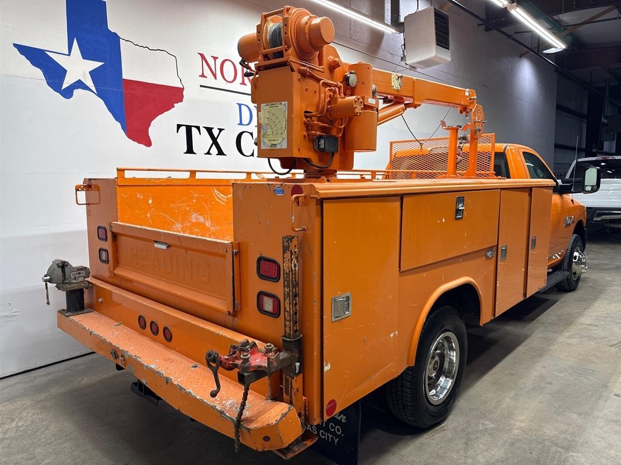 RAM 3500 Regular Cab 2WD LWB DRW 2017