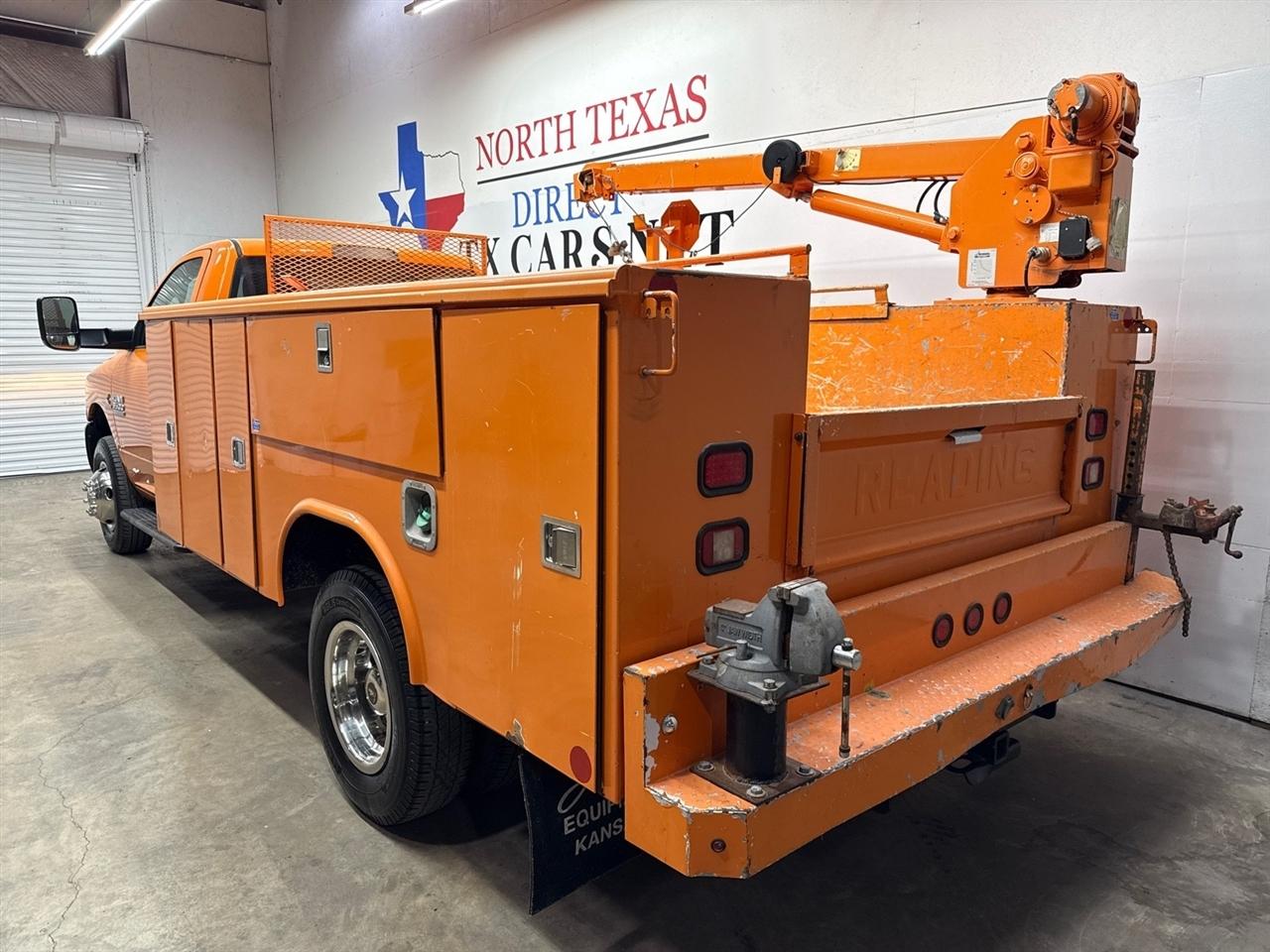 RAM 3500 Regular Cab 2WD LWB DRW 2017