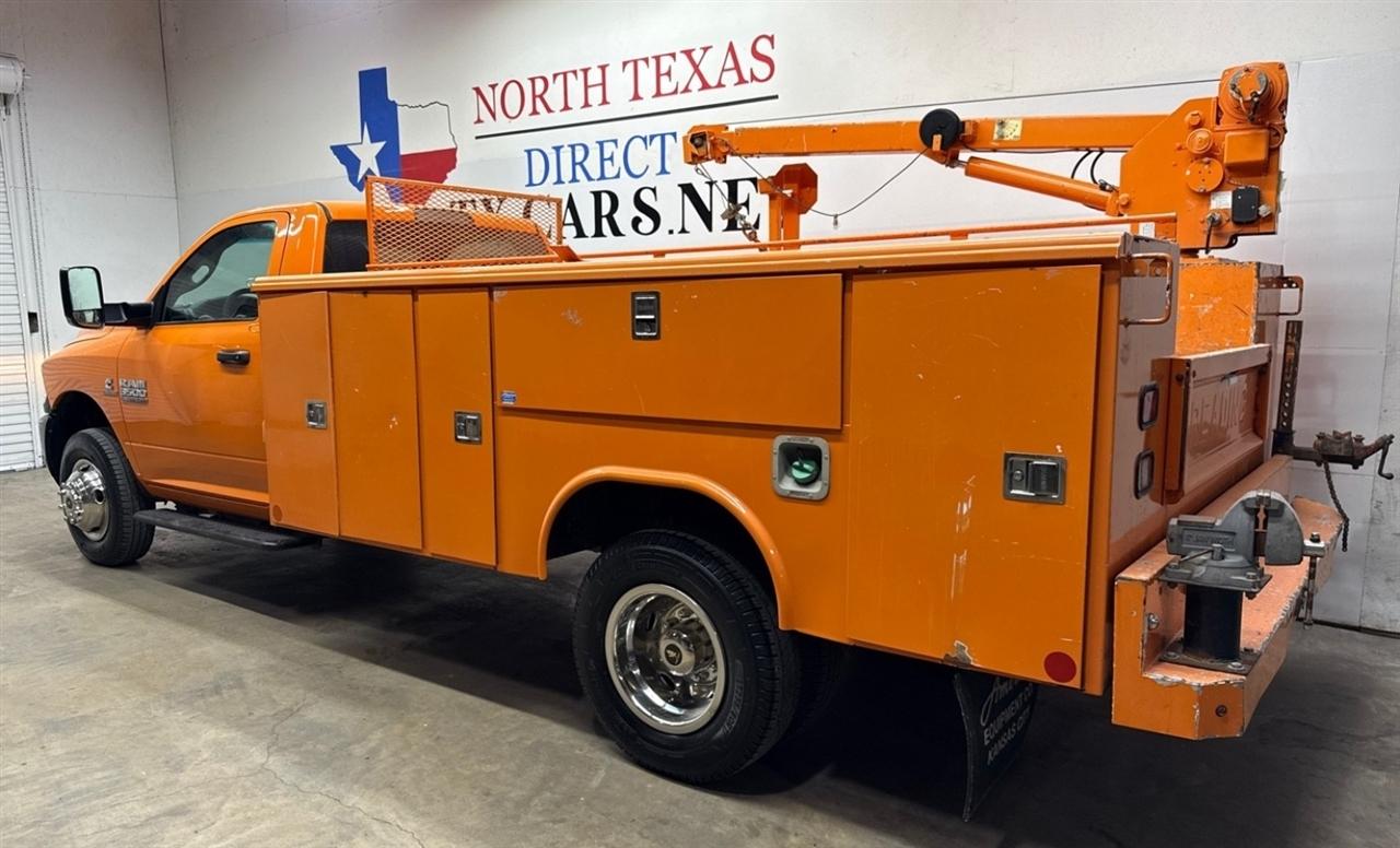 RAM 3500 Regular Cab 2WD LWB DRW 2017