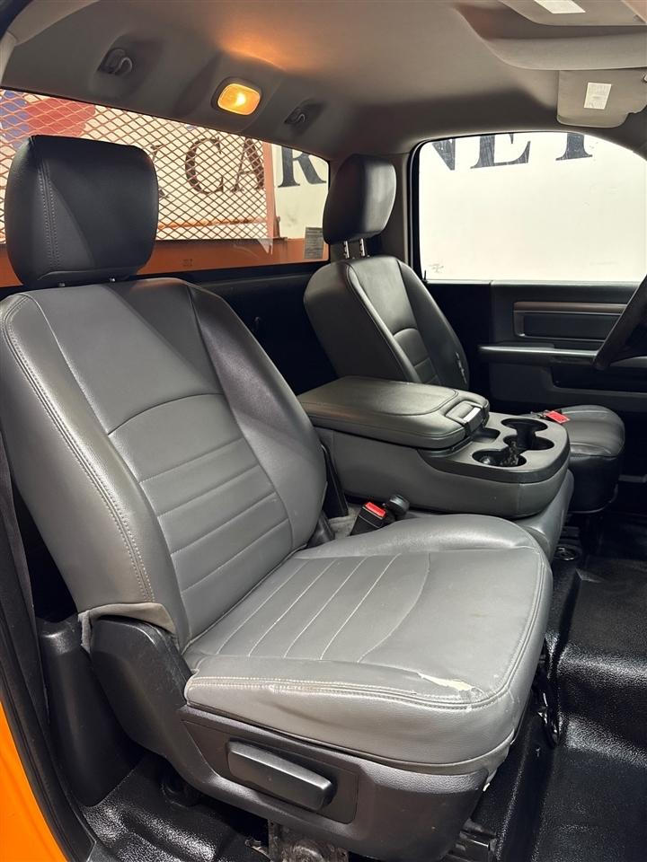 RAM 3500 Regular Cab 2WD LWB DRW 2017