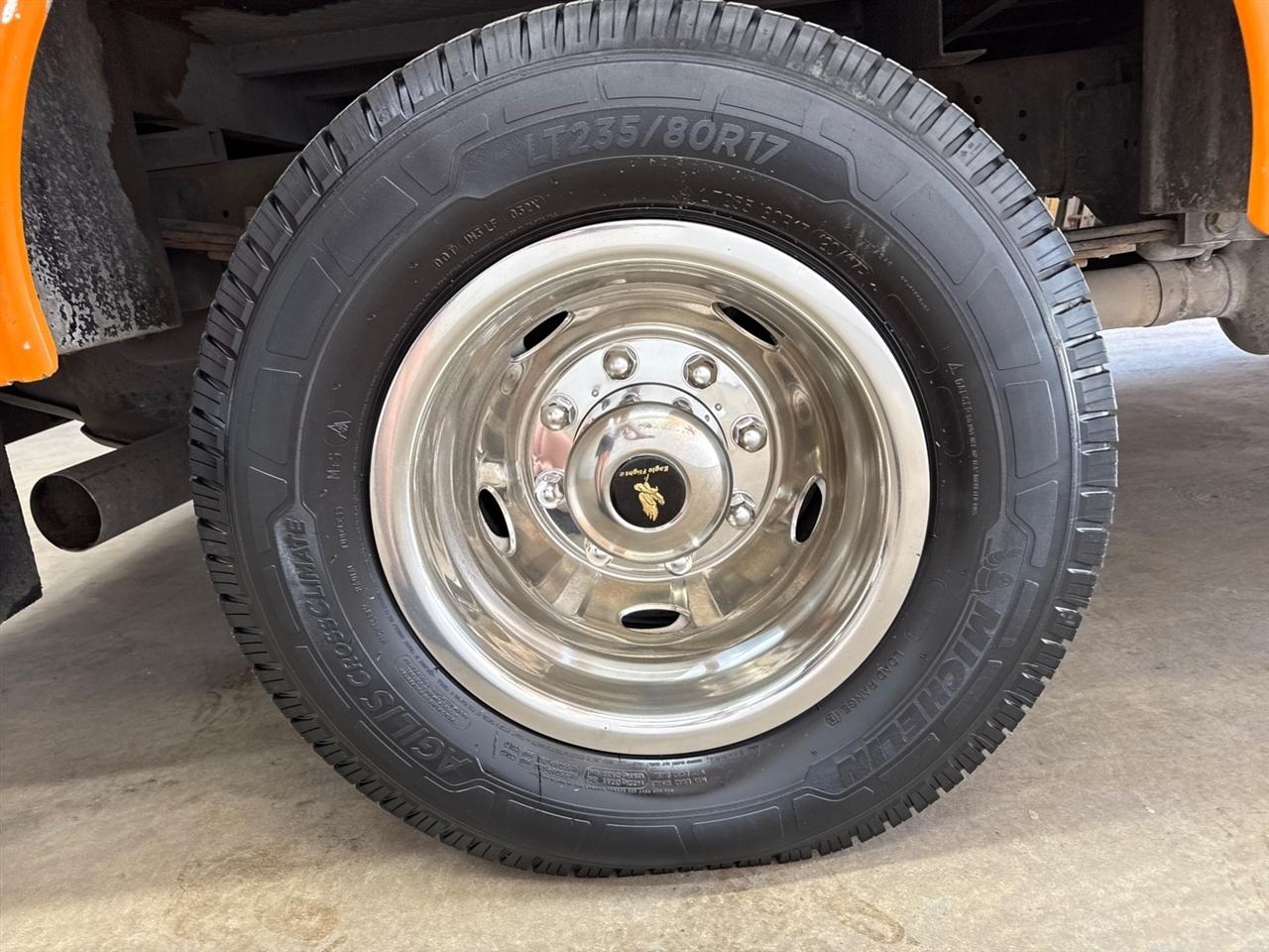 RAM 3500 Regular Cab 2WD LWB DRW 2017