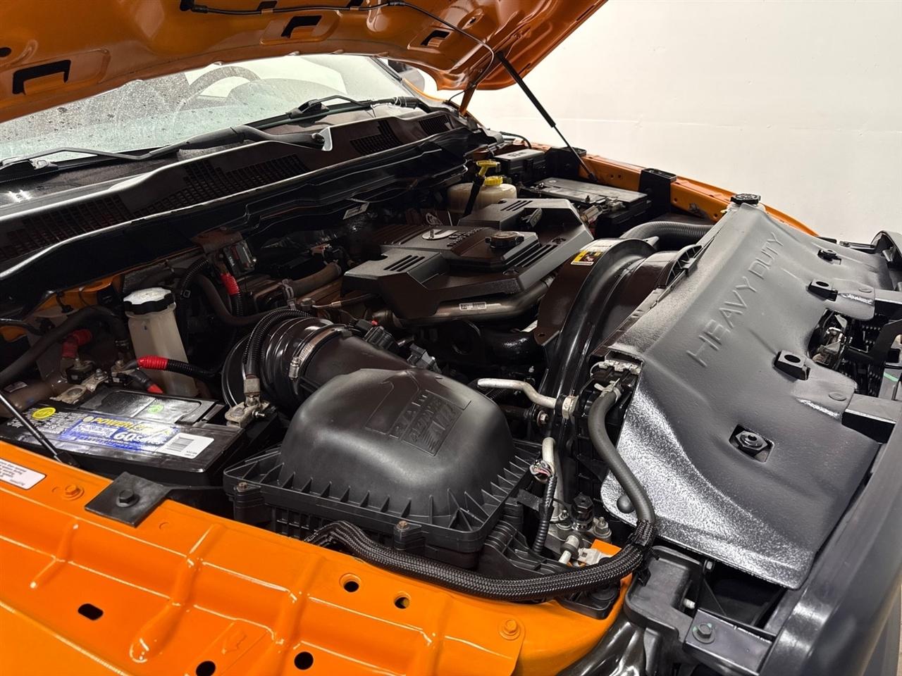 RAM 3500 Regular Cab 2WD LWB DRW 2017