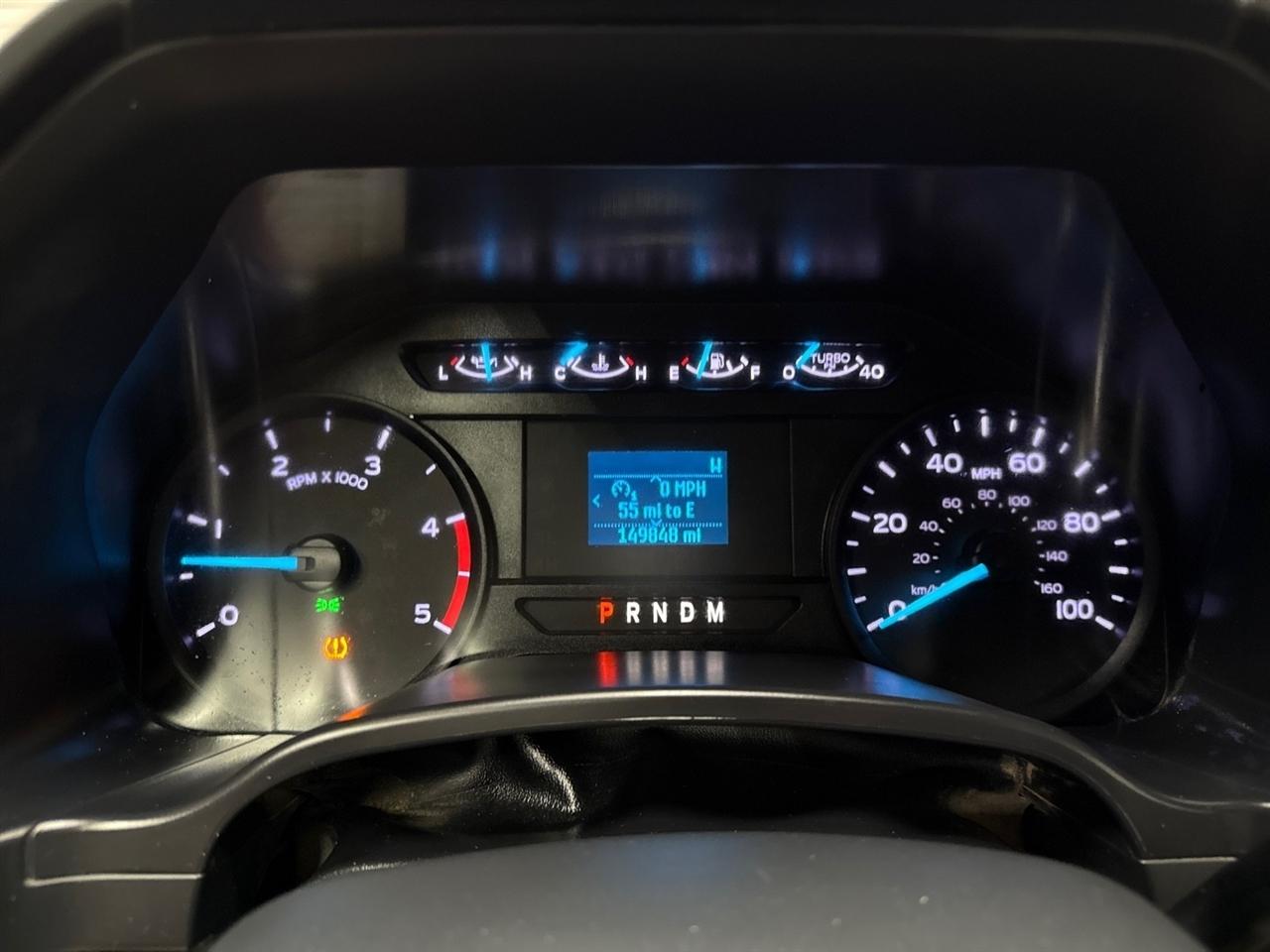 Ford F-350 SD XL Crew Cab Long Bed DRW 4WD 2022