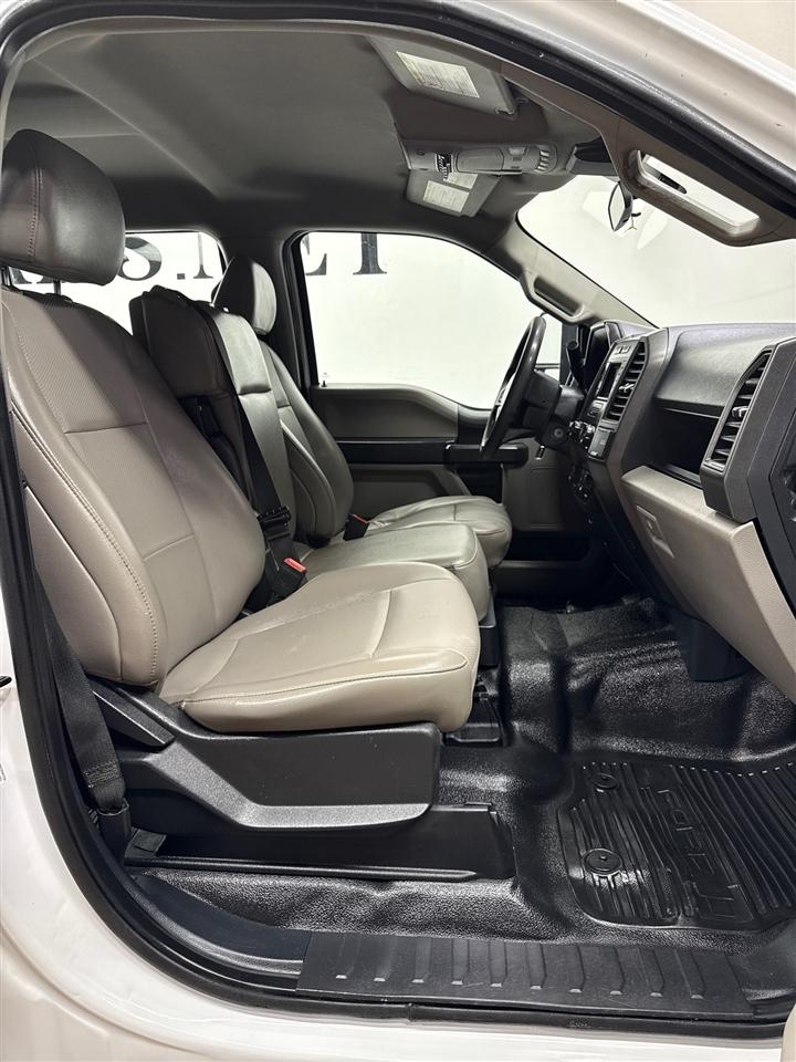 Ford F-350 SD XL Crew Cab Long Bed DRW 4WD 2022