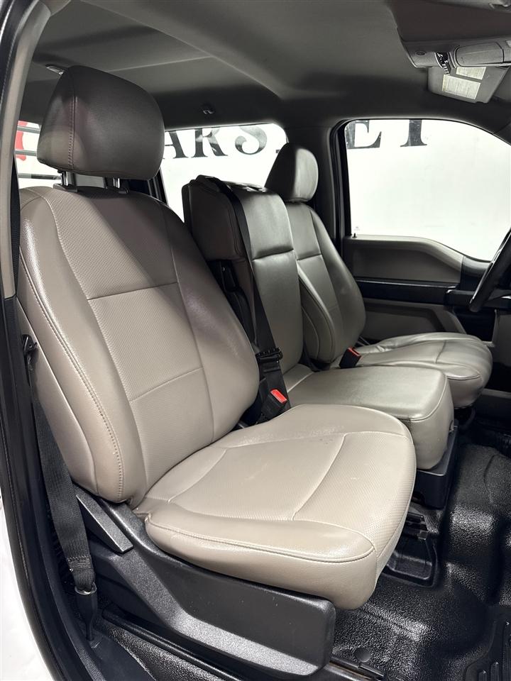 Ford F-350 SD XL Crew Cab Long Bed DRW 4WD 2022