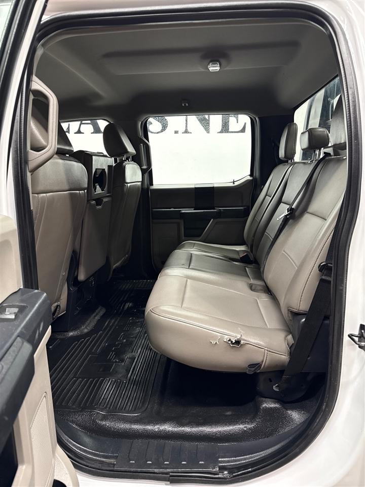 Ford F-350 SD XL Crew Cab Long Bed DRW 4WD 2022