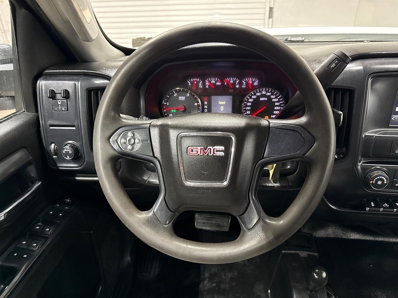 GMC Sierra 2500HD Base Crew Cab 4WD 2019
