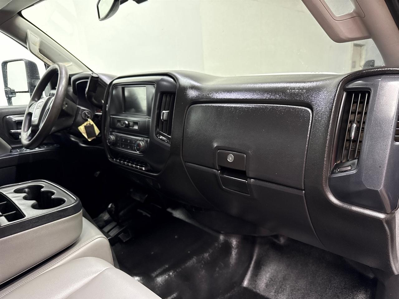 GMC Sierra 2500HD Base Crew Cab 4WD 2019