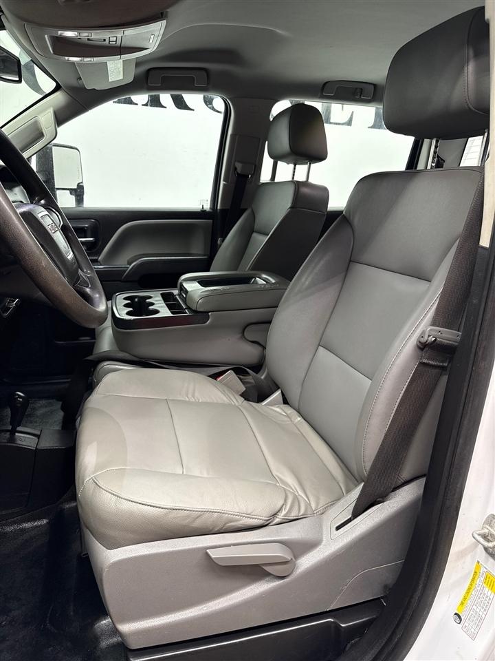 GMC Sierra 2500HD Base Crew Cab 4WD 2019