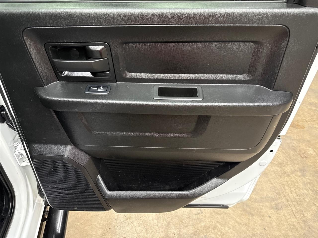 RAM 2500 Tradesman Crew Cab LWB 4WD 2023