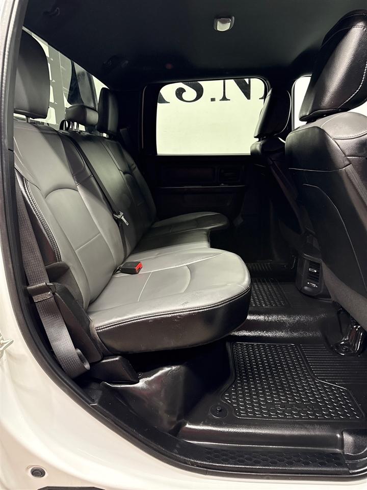 RAM 2500 Tradesman Crew Cab LWB 4WD 2023