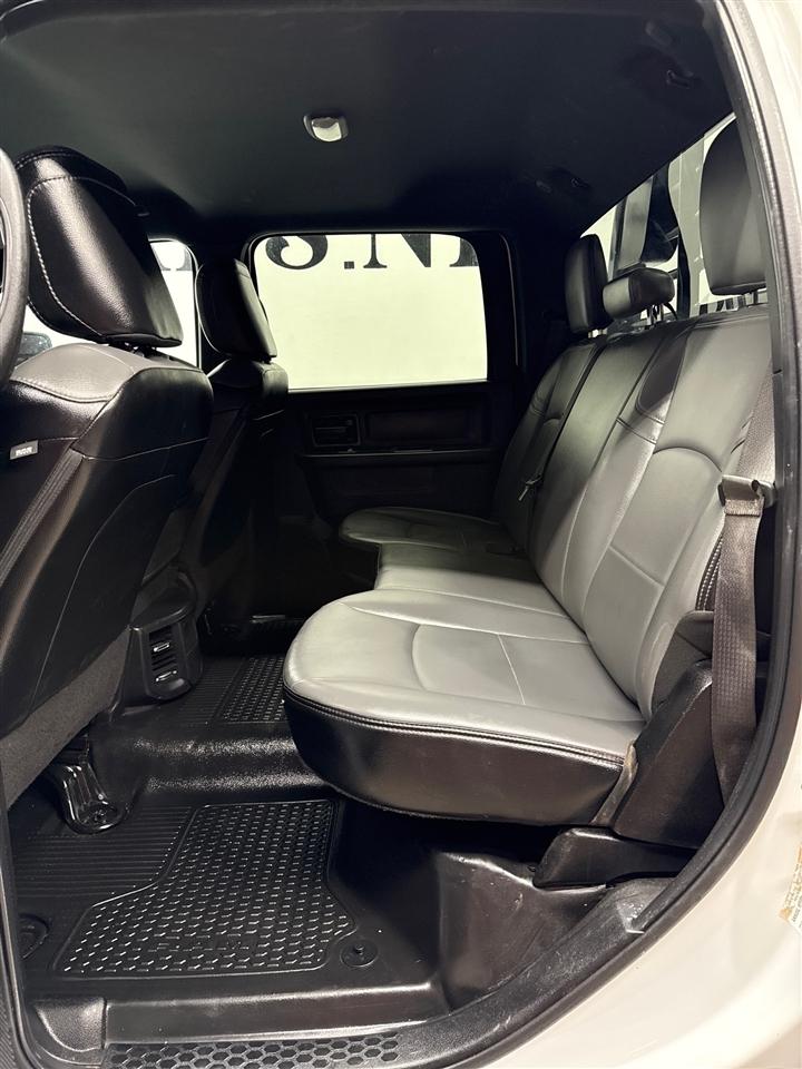 RAM 2500 Tradesman Crew Cab LWB 4WD 2023