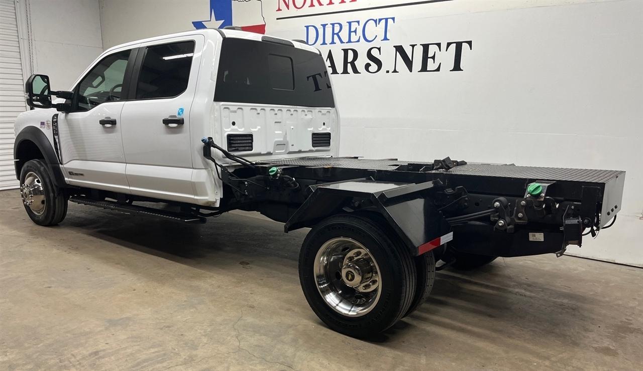 Ford F-550 Crew Cab DRW 4WD 2024