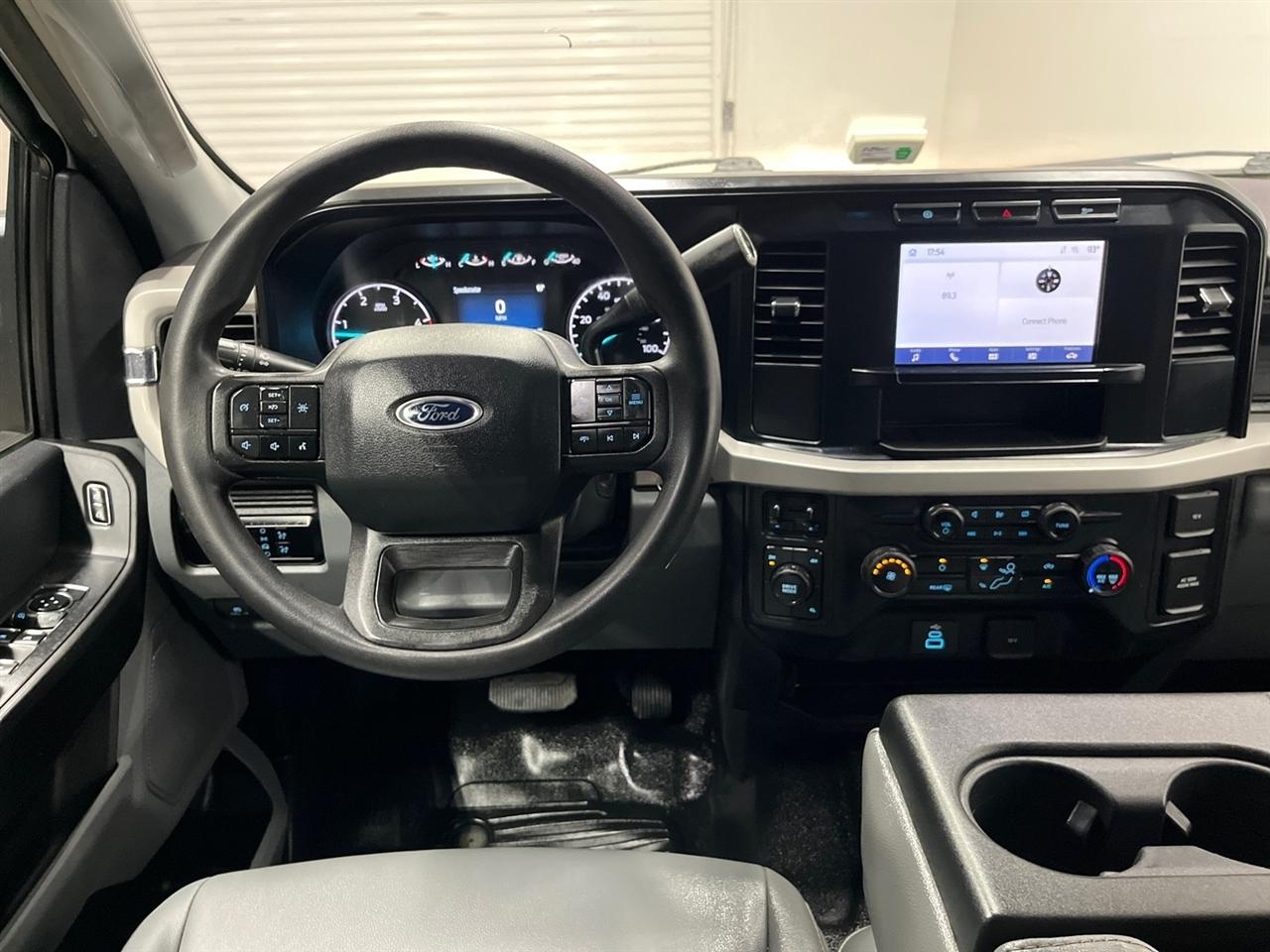 Ford F-550 Crew Cab DRW 4WD 2024