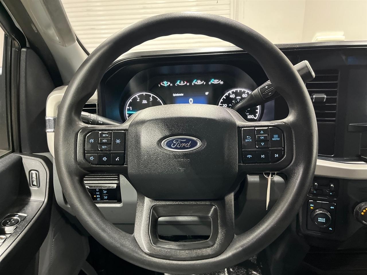Ford F-550 Crew Cab DRW 4WD 2024