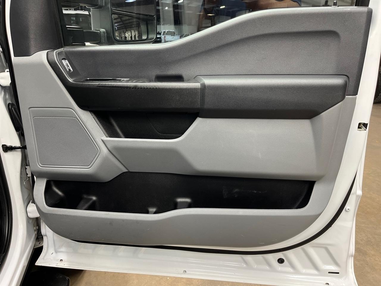 Ford F-550 Crew Cab DRW 4WD 2024