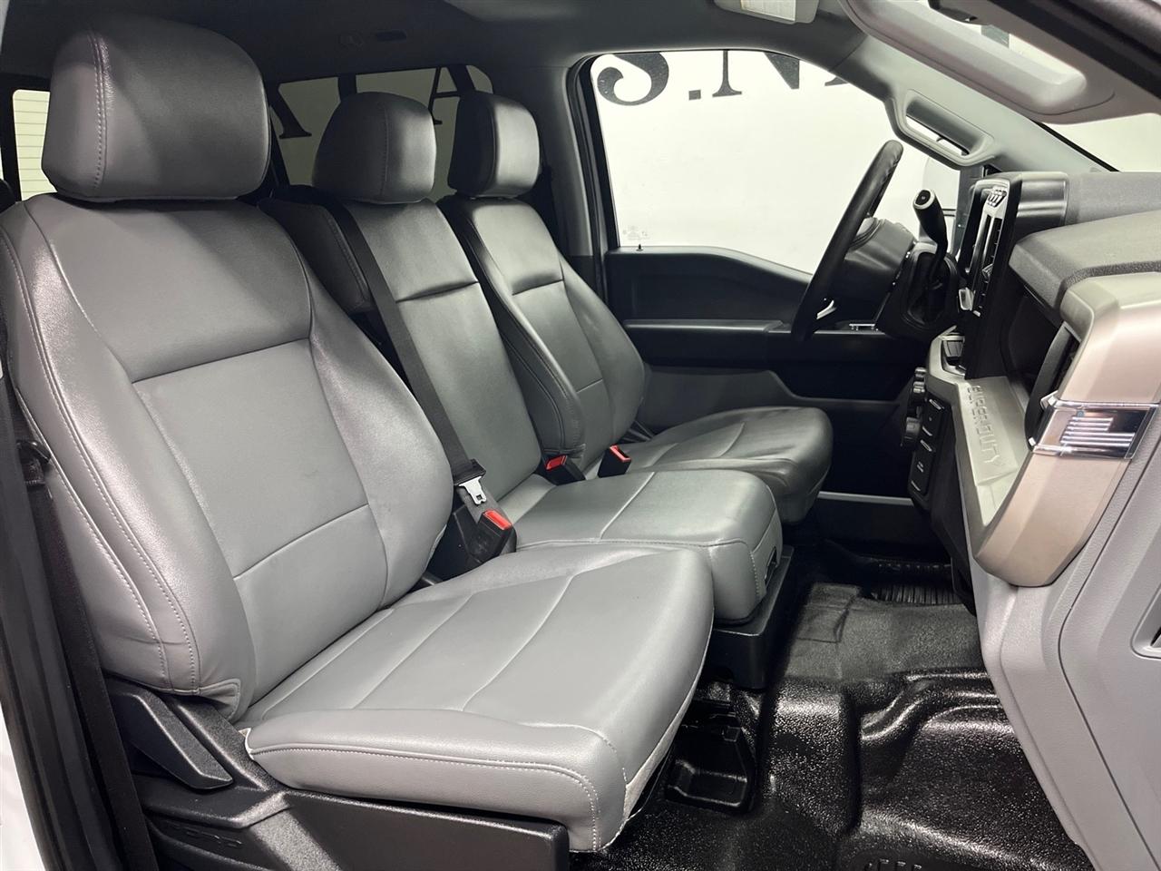 Ford F-550 Crew Cab DRW 4WD 2024