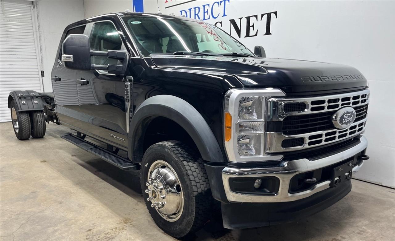Ford F-550 Crew Cab DRW 4WD 2024