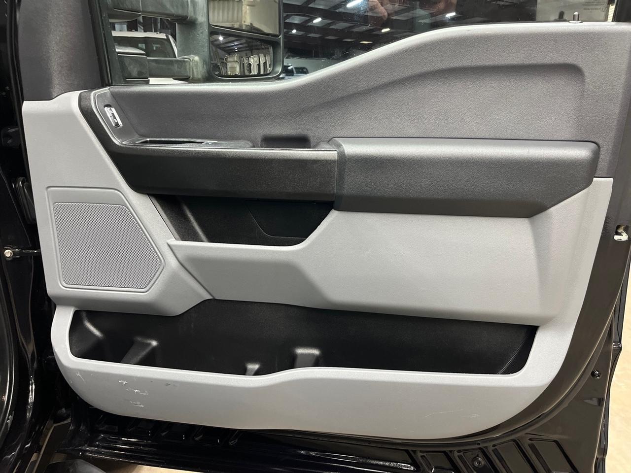 Ford F-550 Crew Cab DRW 4WD 2024