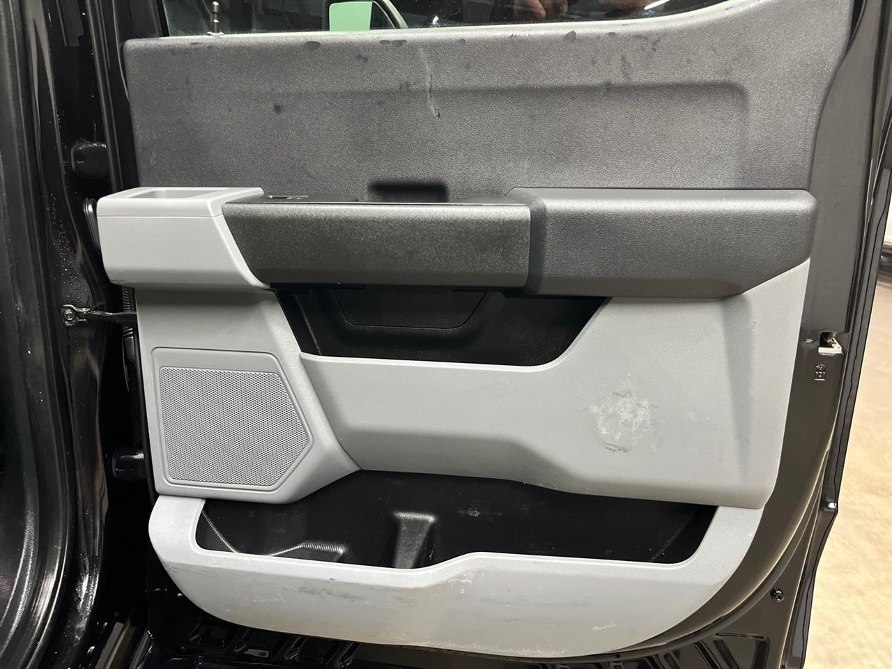 Ford F-550 Crew Cab DRW 4WD 2024