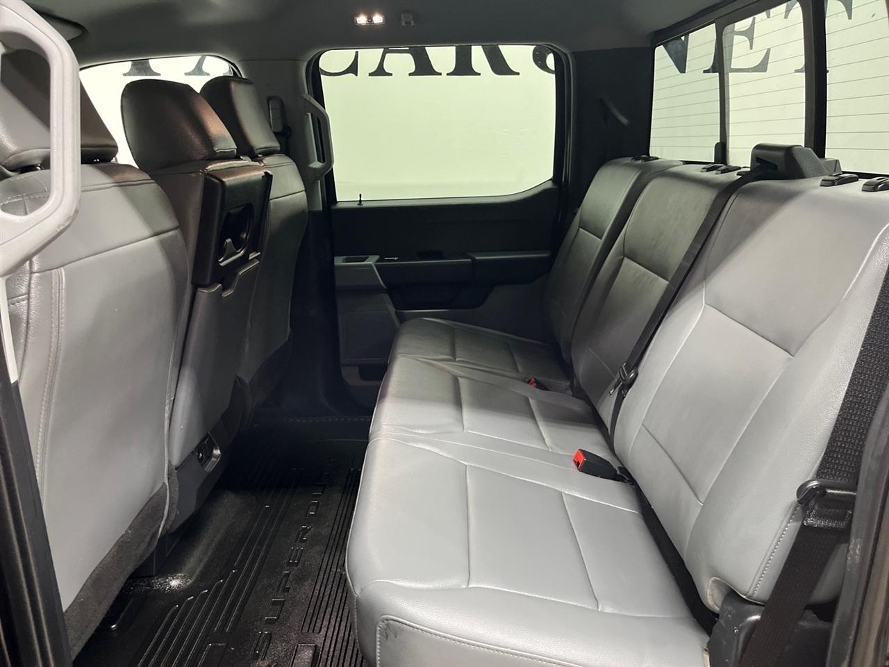 Ford F-550 Crew Cab DRW 4WD 2024