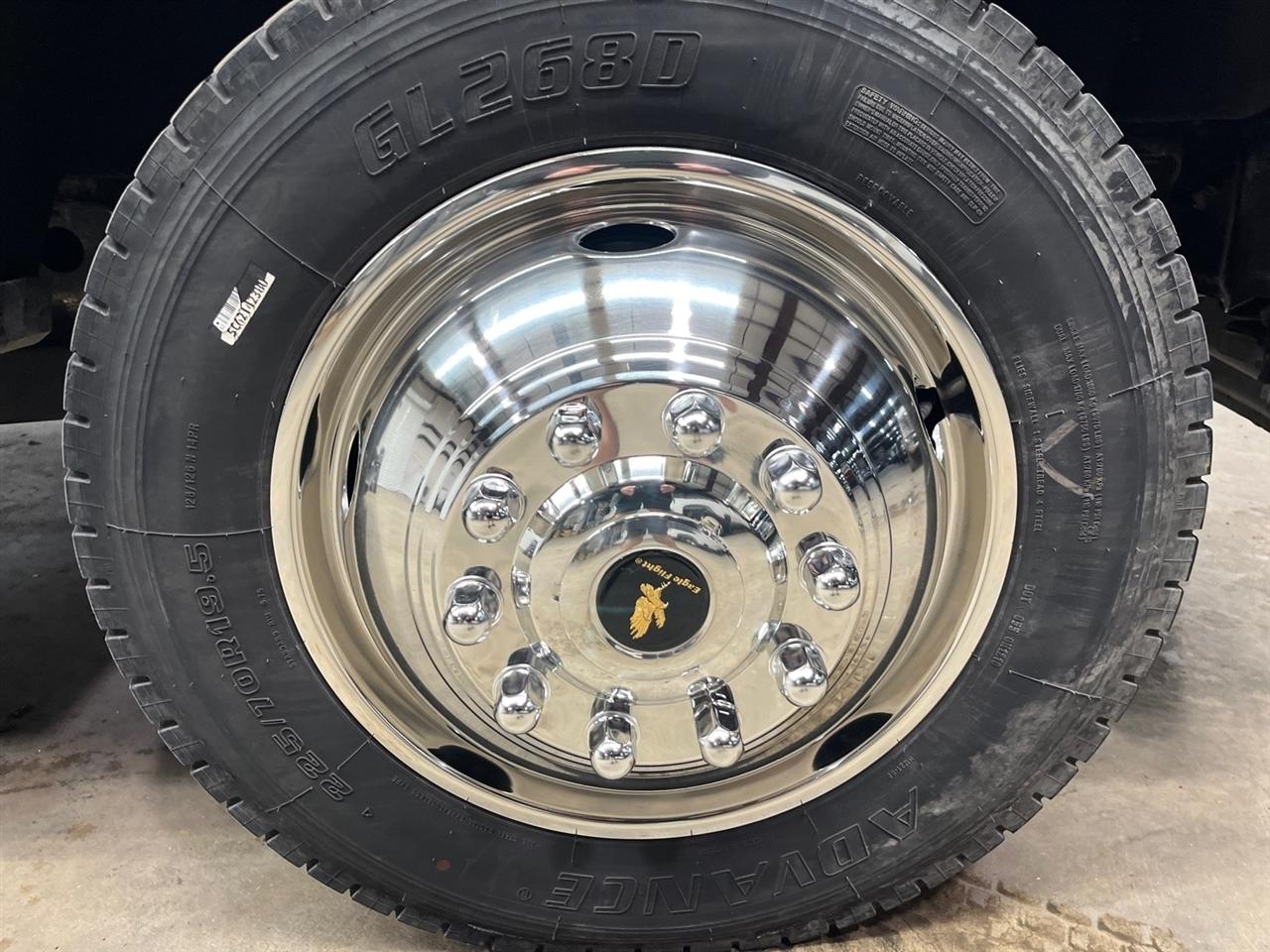 Ford F-550 Crew Cab DRW 4WD 2024
