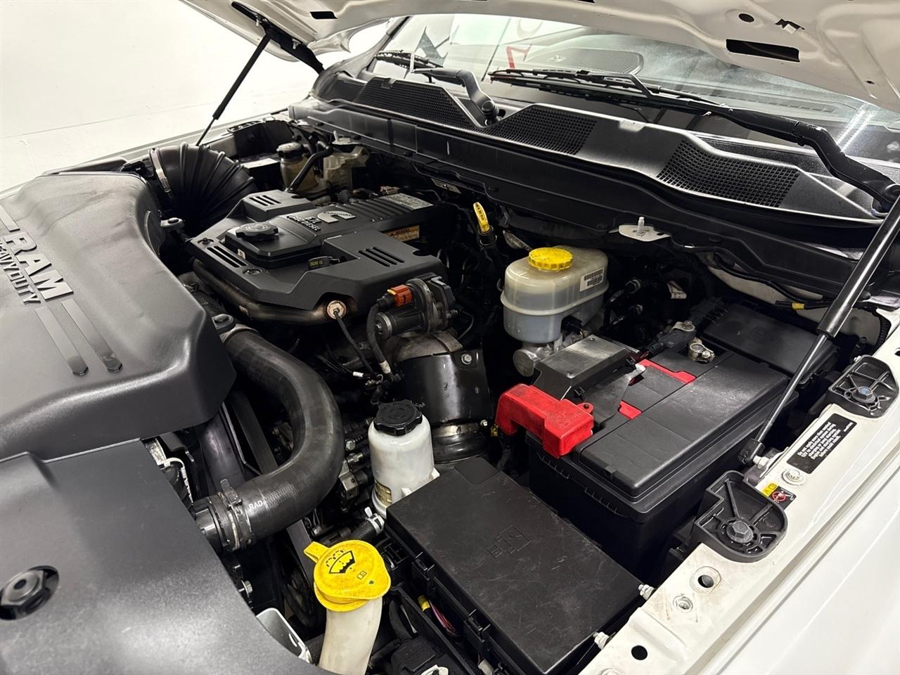 RAM 3500 Crew Cab 4WD DRW 2022