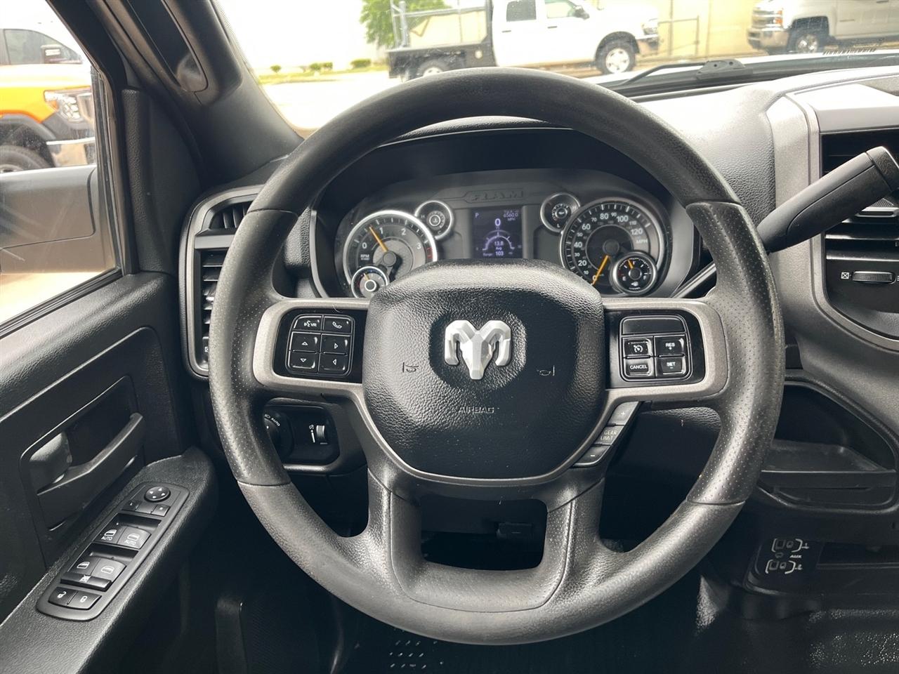 RAM 2500 Tradesman Crew Cab LWB 2WD 2022