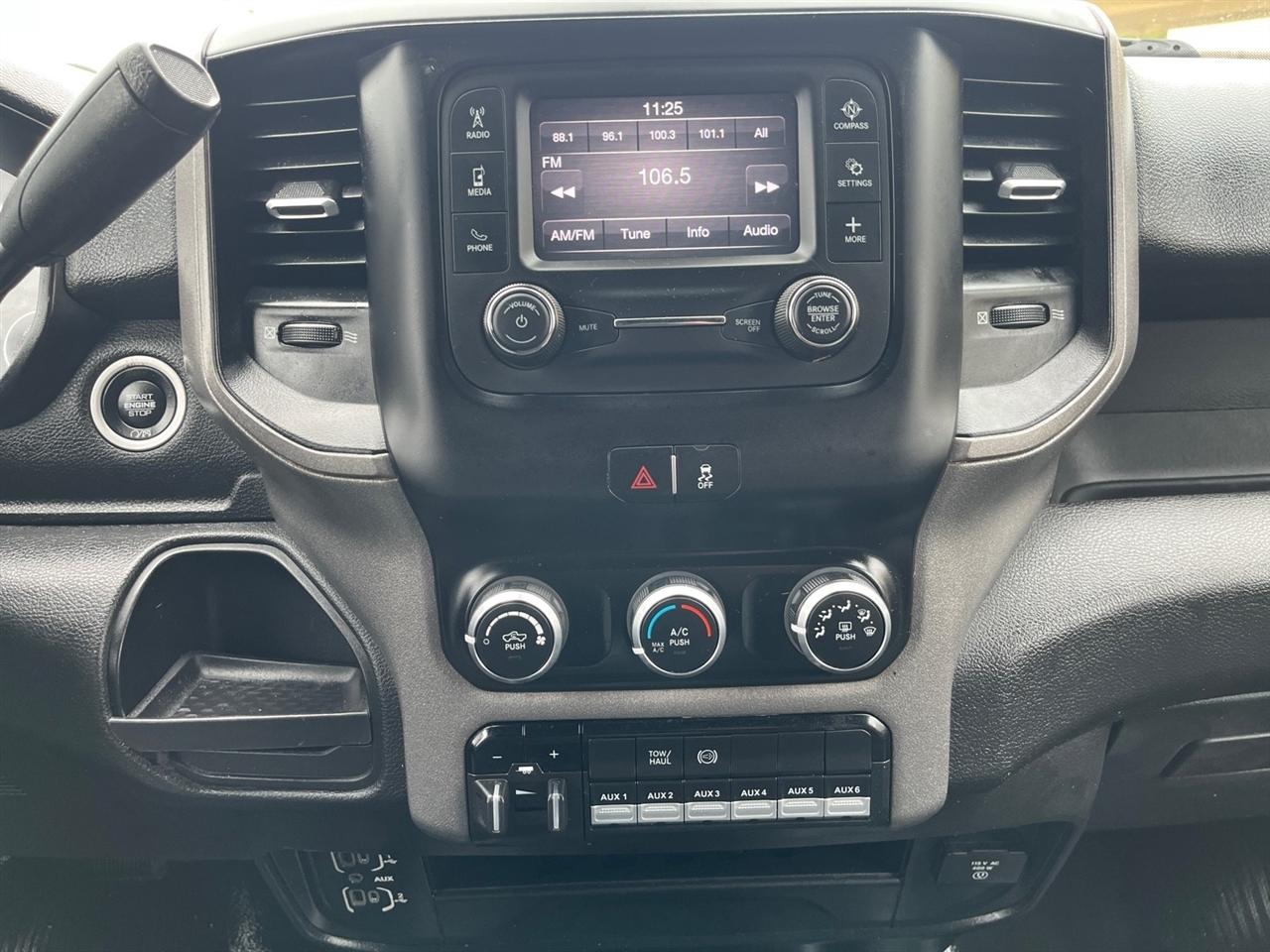 RAM 2500 Tradesman Crew Cab LWB 2WD 2022