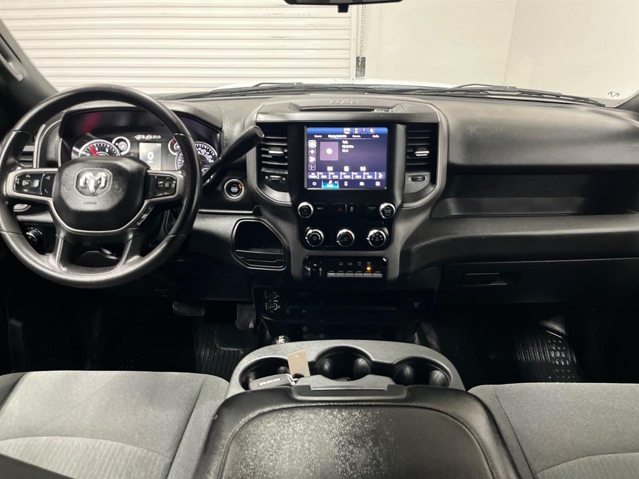 RAM 3500 Tradesman Crew Cab 4WD DRW 2023