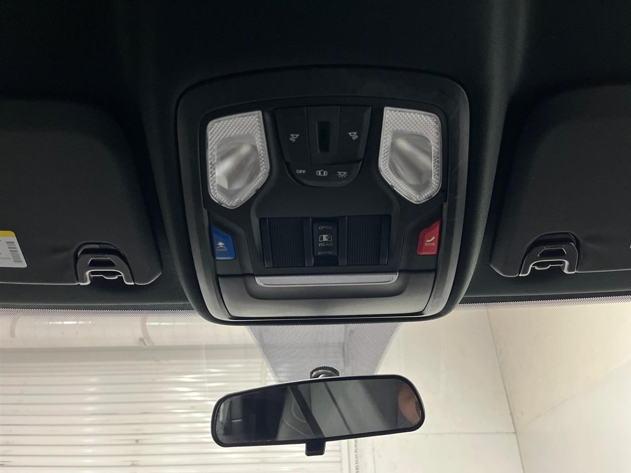RAM 3500 Tradesman Crew Cab 4WD DRW 2023