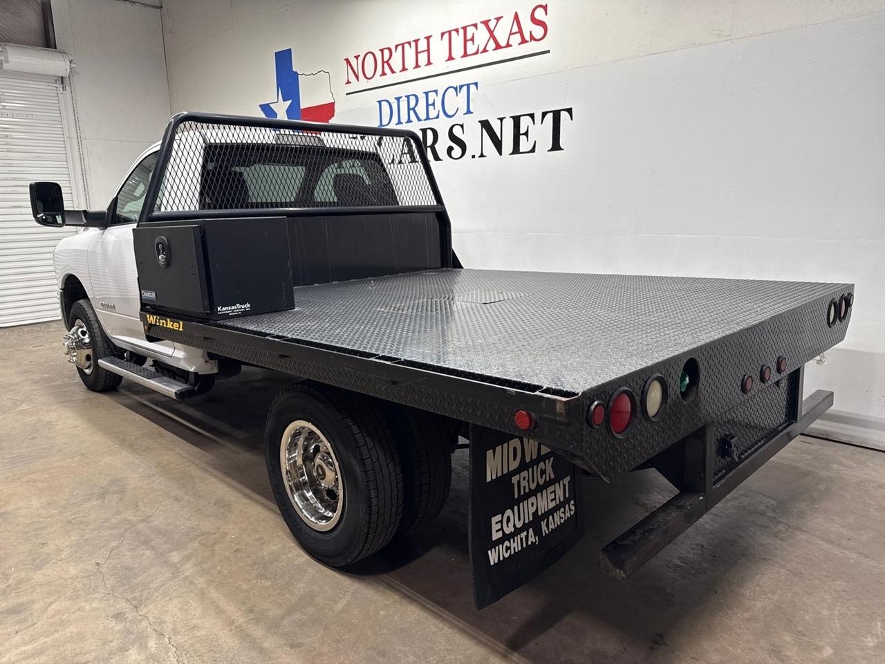 RAM 3500 Regular Cab 4WD DRW 2022