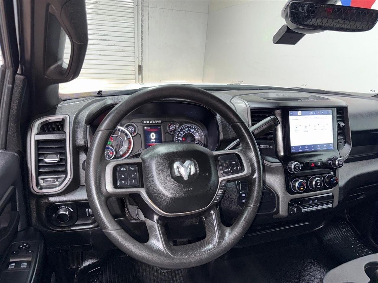 RAM 3500 Regular Cab 4WD DRW 2022