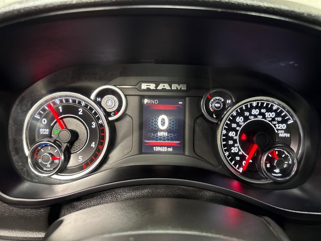 RAM 3500 Regular Cab 4WD DRW 2022