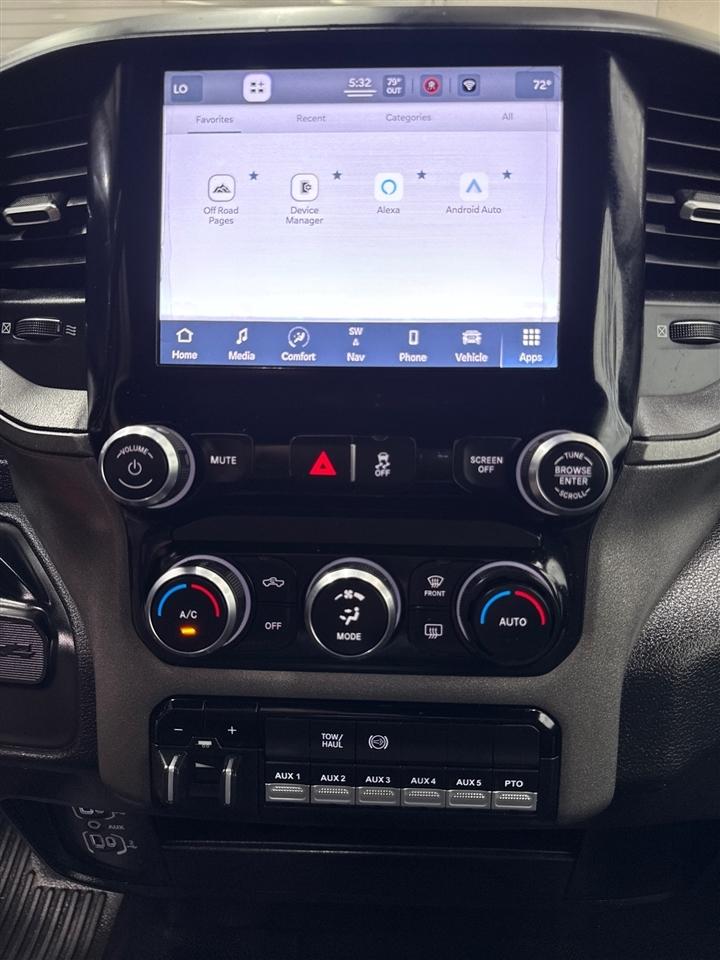 RAM 3500 Regular Cab 4WD DRW 2022