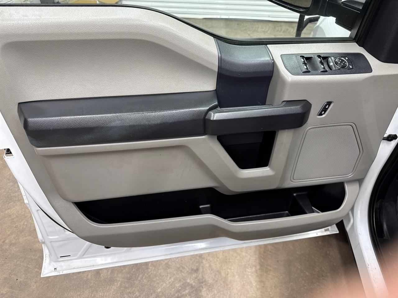 Ford F-350 SD King Ranch Crew Cab Long Bed DRW 4WD 2022