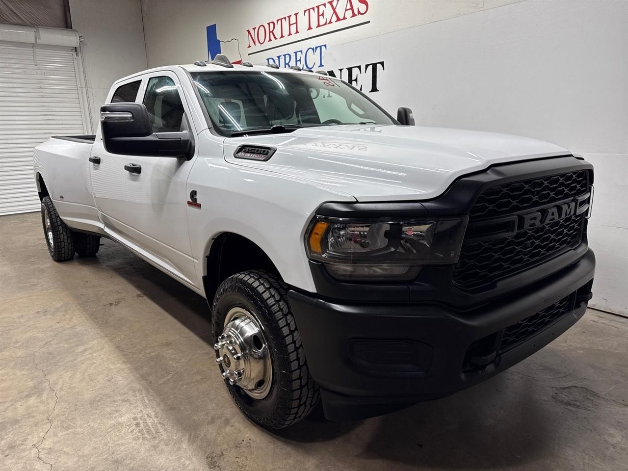 RAM 3500 Tradesman Crew Cab 4WD DRW 2024