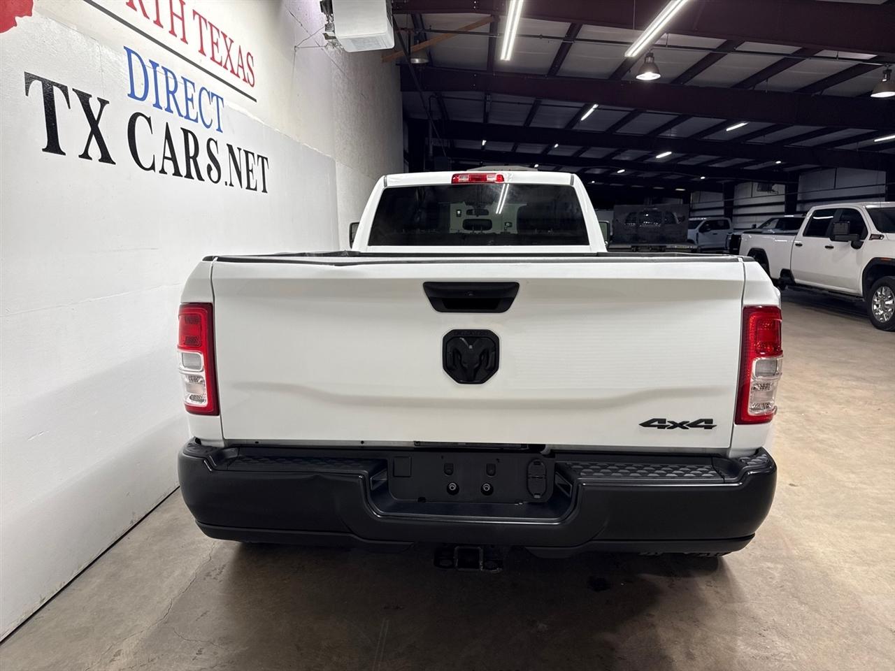RAM 3500 Tradesman Crew Cab 4WD DRW 2024