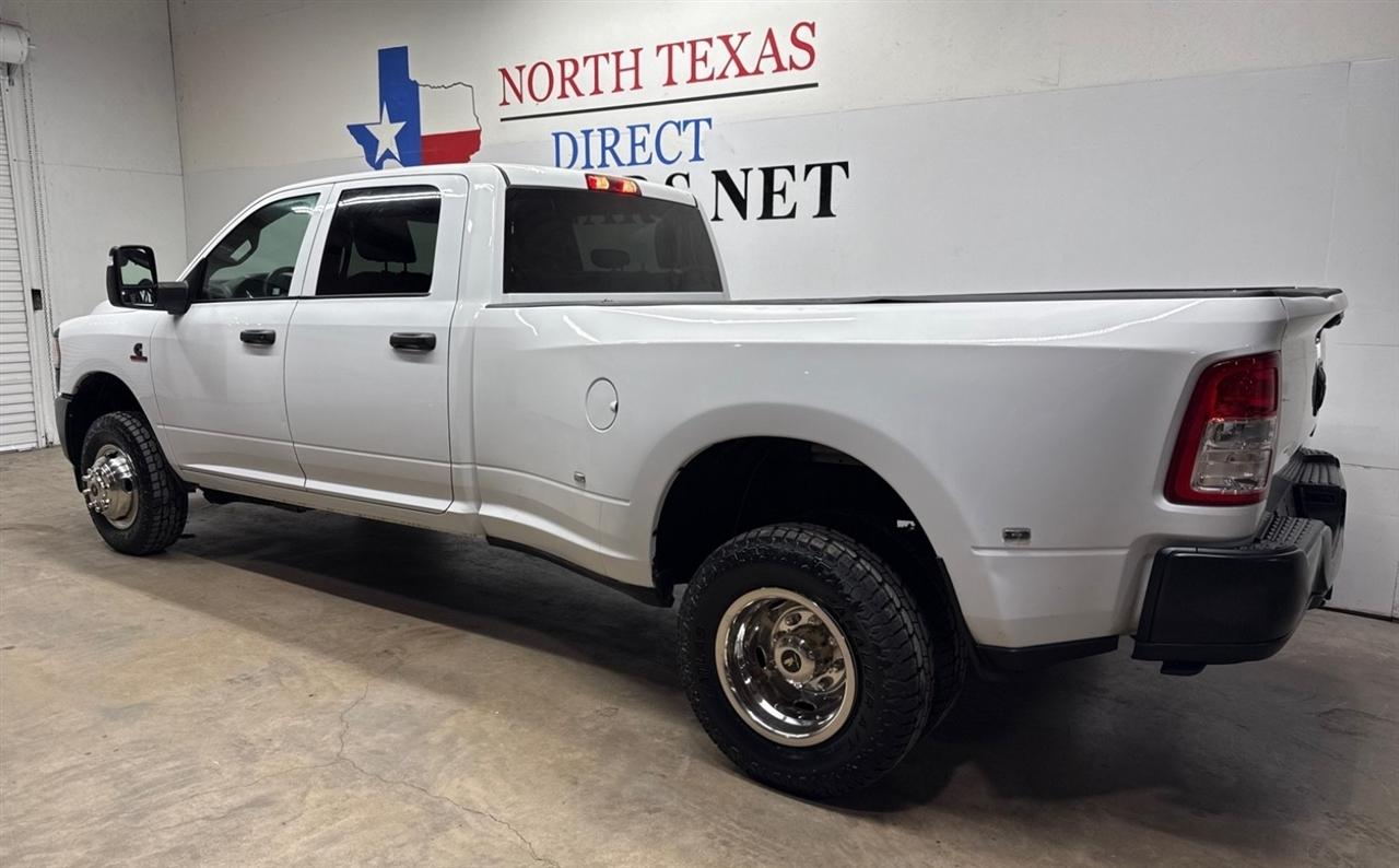RAM 3500 Tradesman Crew Cab 4WD DRW 2024