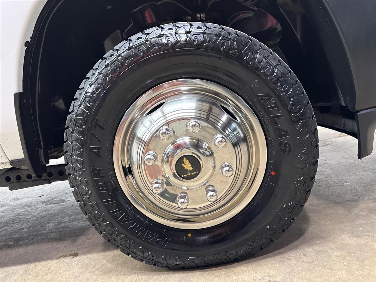 RAM 3500 Tradesman Crew Cab 4WD DRW 2024