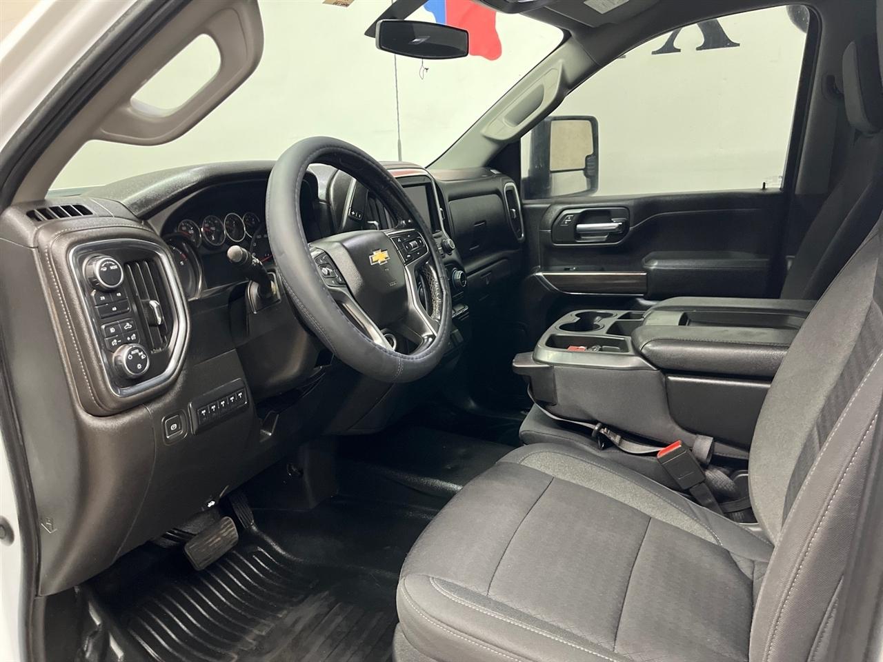 Chevrolet Silverado 2500HD LT Crew Cab Short Box 4WD 2022
