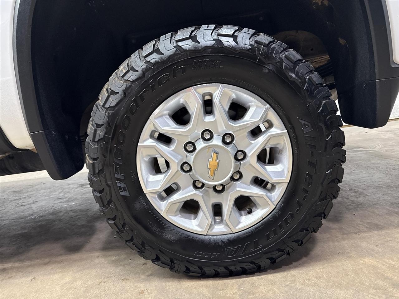 Chevrolet Silverado 2500HD LT Crew Cab Short Box 4WD 2022