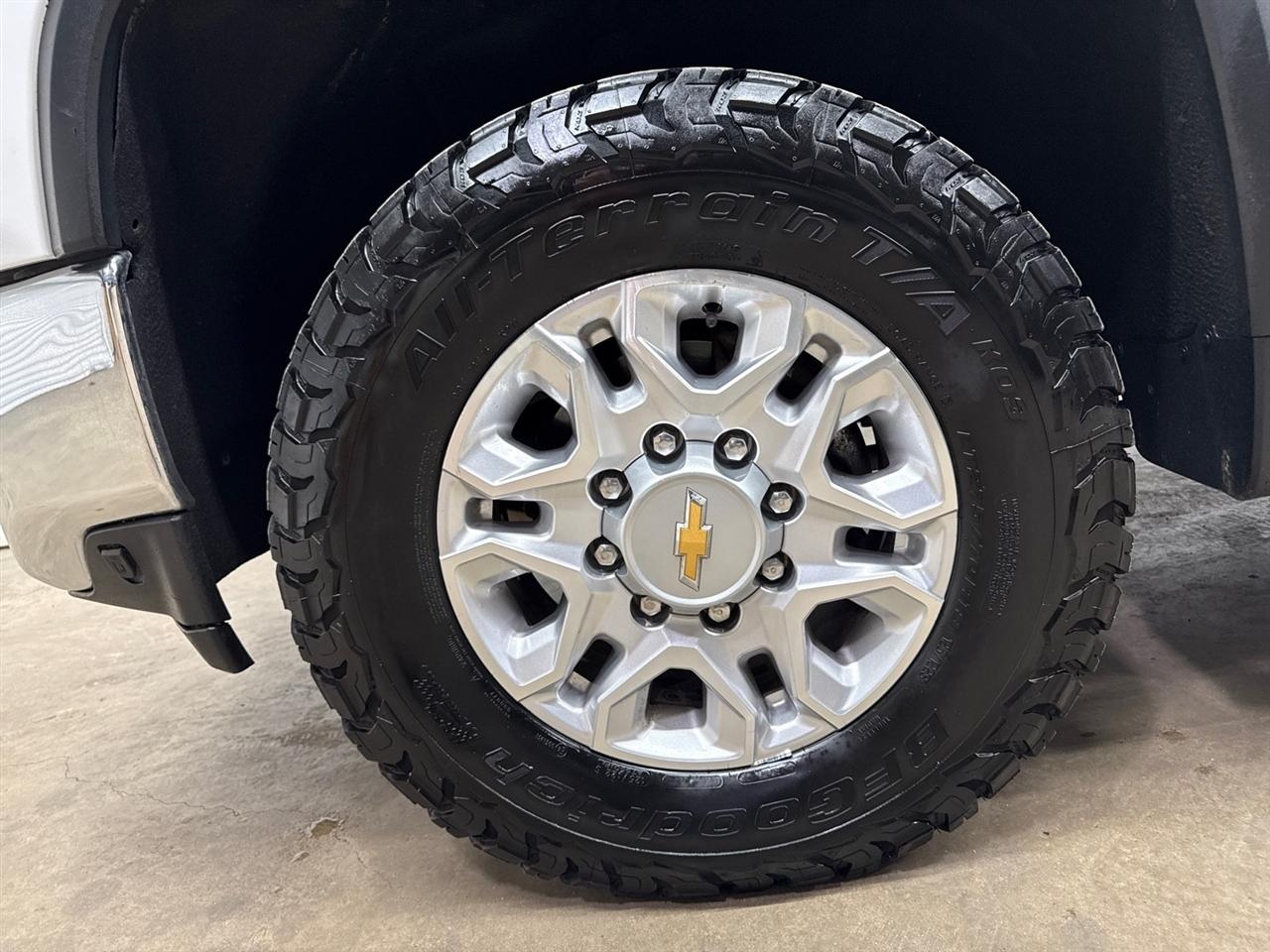 Chevrolet Silverado 2500HD LT Crew Cab Short Box 4WD 2022