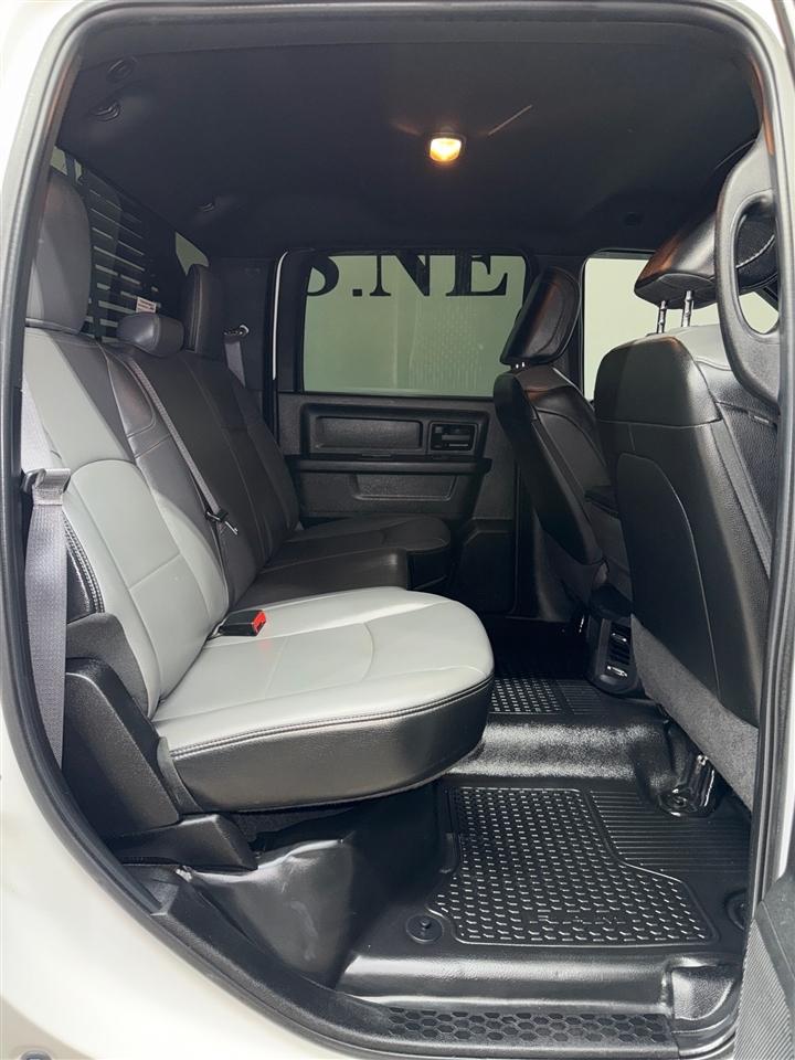 RAM 2500 Tradesman Crew Cab LWB 4WD 2022