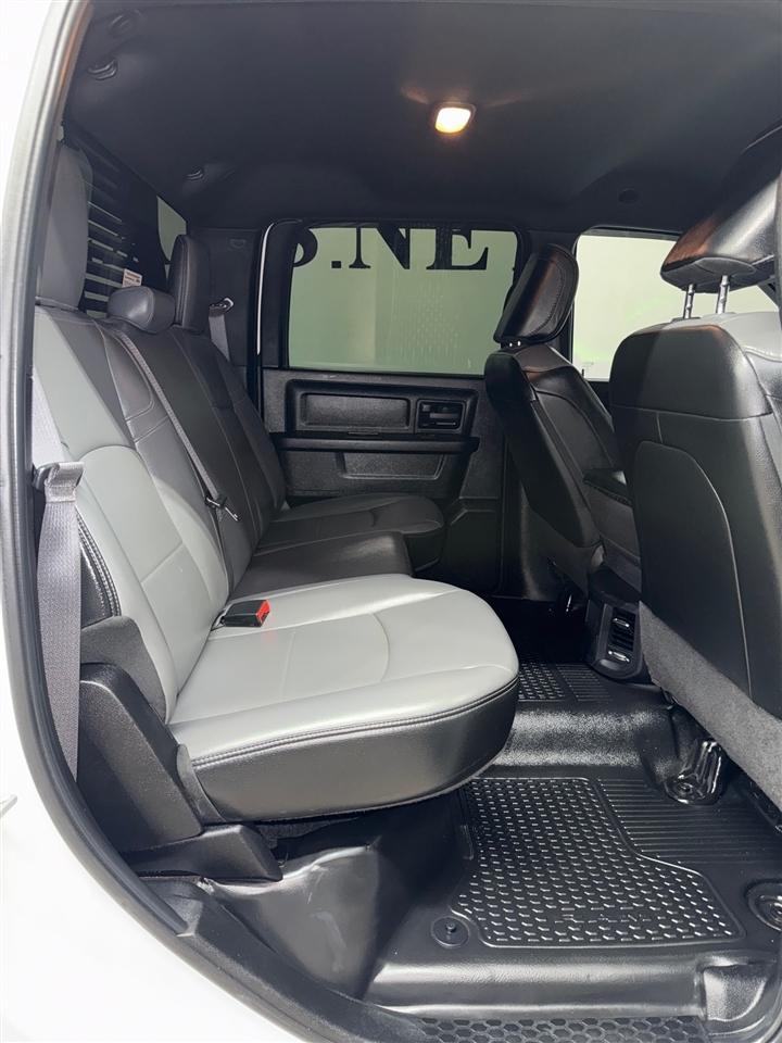 RAM 2500 Tradesman Crew Cab LWB 4WD 2022